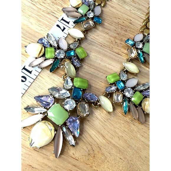 Stella & Dot Mae Trellis Statement Necklace Gold Chain Multicolor Gemstones 13.5 - Picture 6 of 12